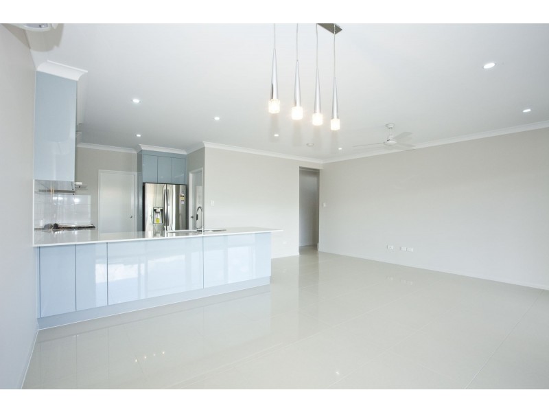 15 Barrier Street, Eton QLD 4741