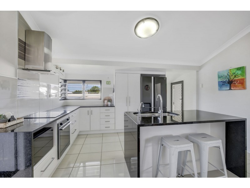 7 Lloyd Street, West Mackay QLD 4740