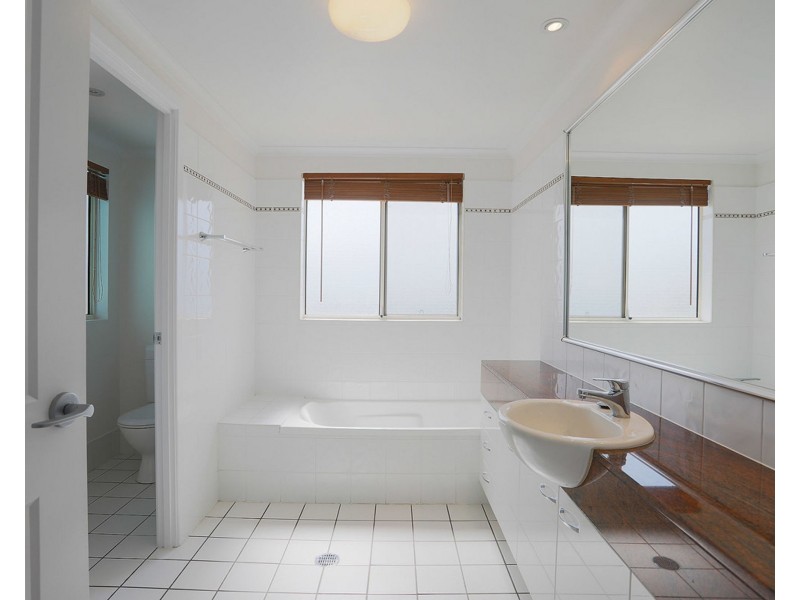 20/9 Megan Place, Mackay Harbour QLD 4740