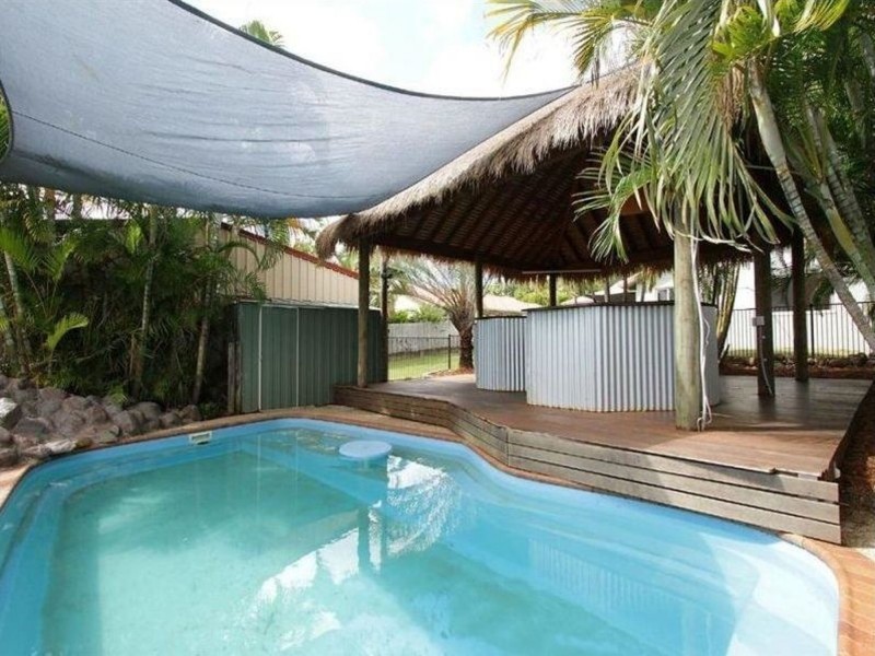 10 Busuttin drive, Eimeo QLD 4740