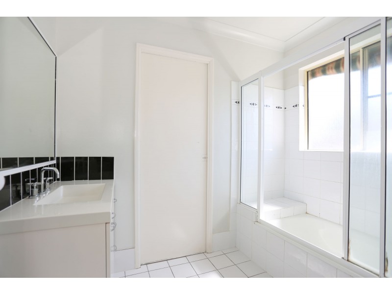 10 Busuttin drive, Eimeo QLD 4740