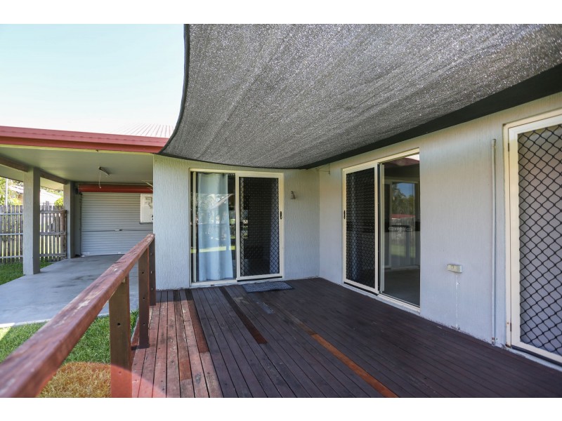 10 Busuttin drive, Eimeo QLD 4740