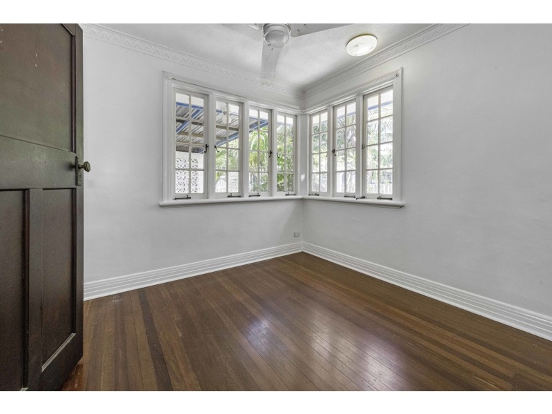 31 Griffin St, West Mackay QLD 4740