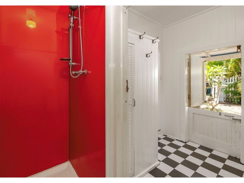 31 Griffin St, West Mackay QLD 4740