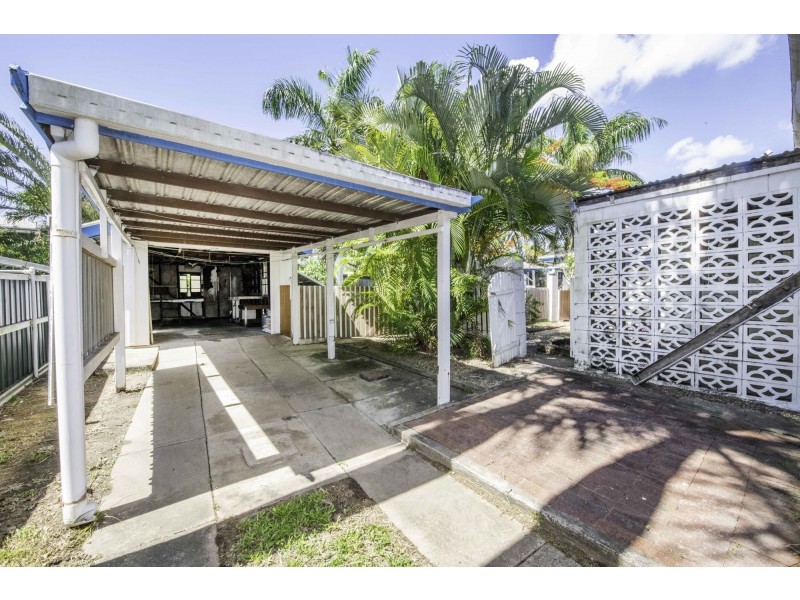 31 Griffin St, West Mackay QLD 4740