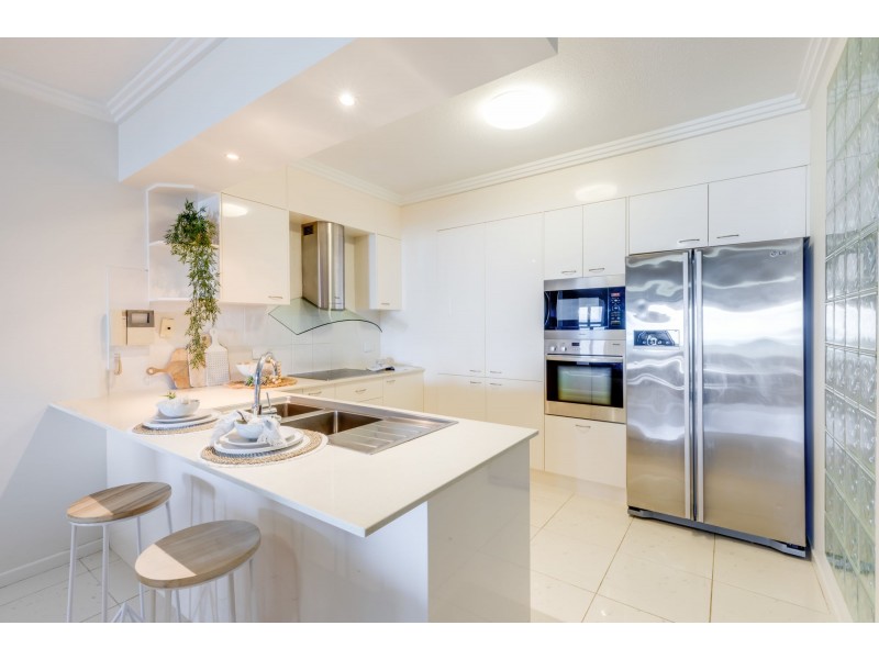 2/11 Megan Place, Mackay Harbour QLD 4740