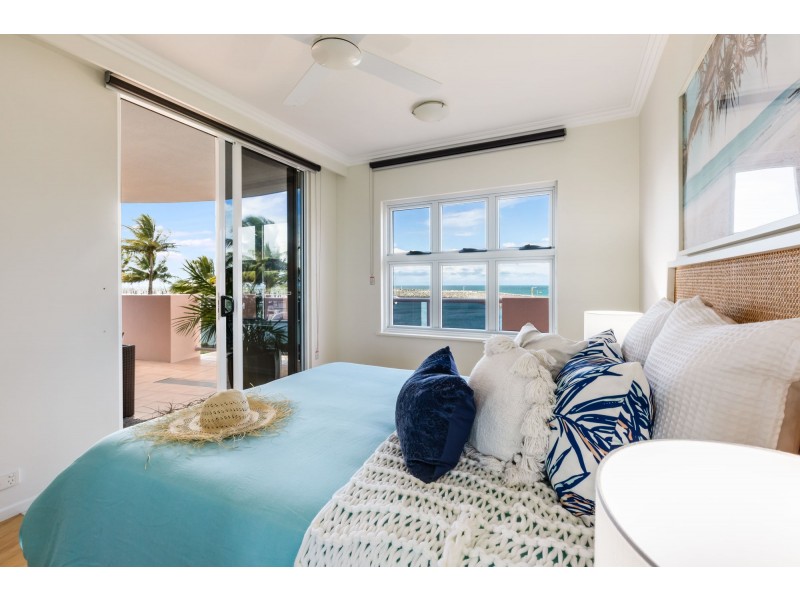 2/11 Megan Place, Mackay Harbour QLD 4740