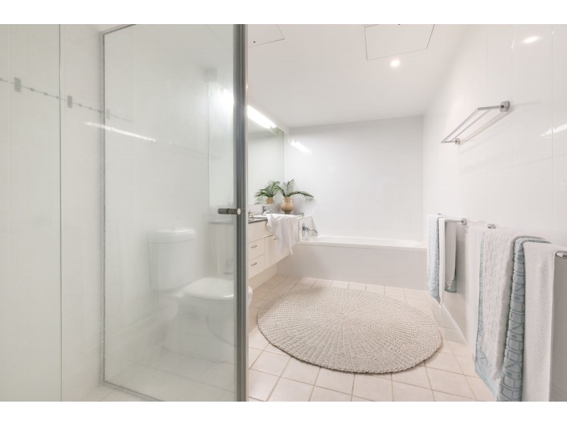 2/11 Megan Place, Mackay Harbour QLD 4740