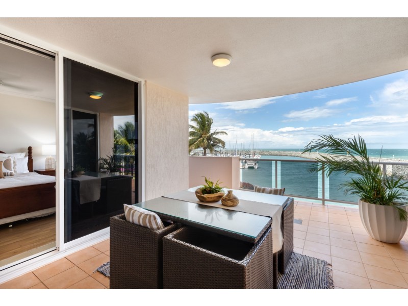 2/11 Megan Place, Mackay Harbour QLD 4740