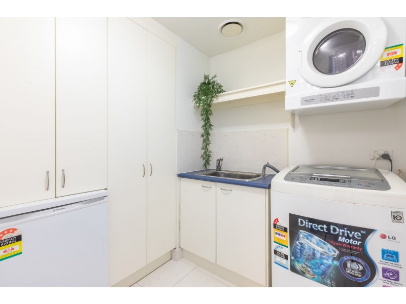 2/11 Megan Place, Mackay Harbour QLD 4740