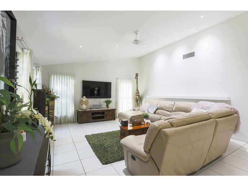 17 Sturt Crescent, Erakala QLD 4740