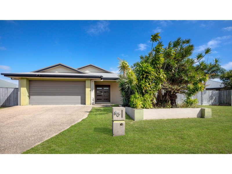 60 Whitehaven Drive, Blacks Beach QLD 4740