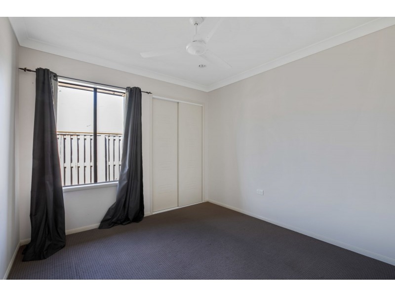 60 Whitehaven Drive, Blacks Beach QLD 4740