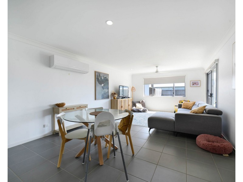 1&2/31 Primavera Boulevard, Beaconsfield QLD 4740