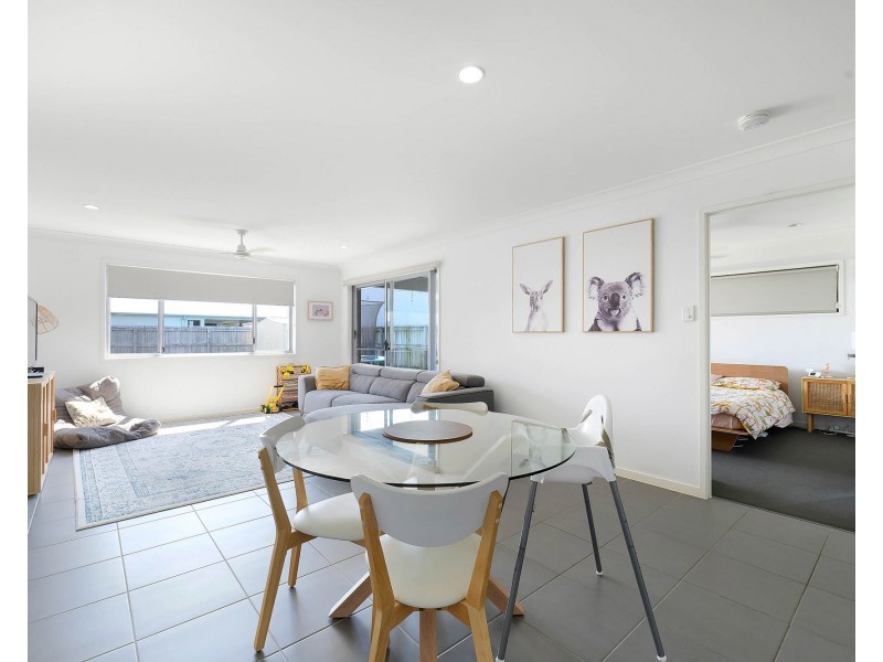 1&2/31 Primavera Boulevard, Beaconsfield QLD 4740