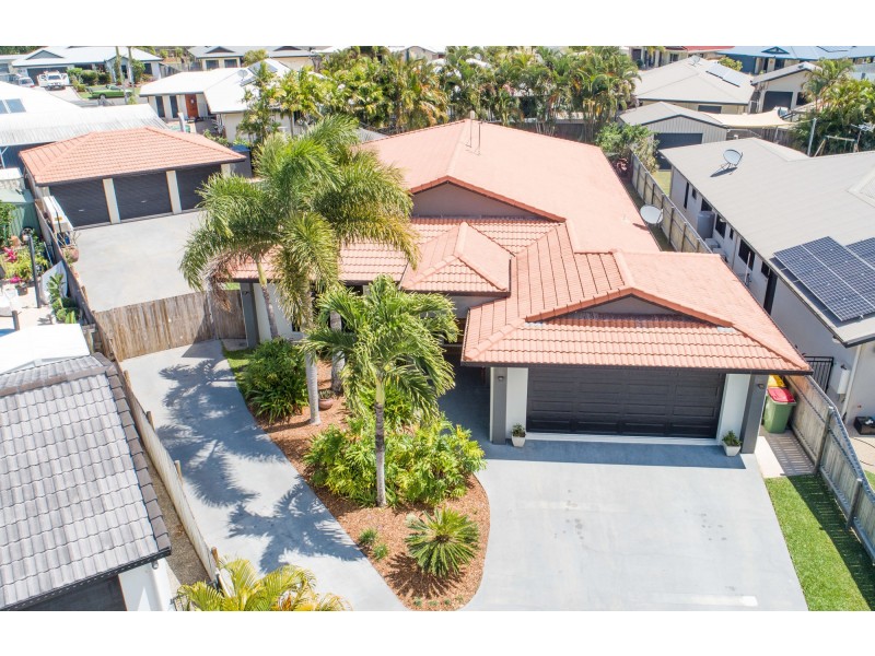 5 Mark Crescent, Glenella QLD 4740