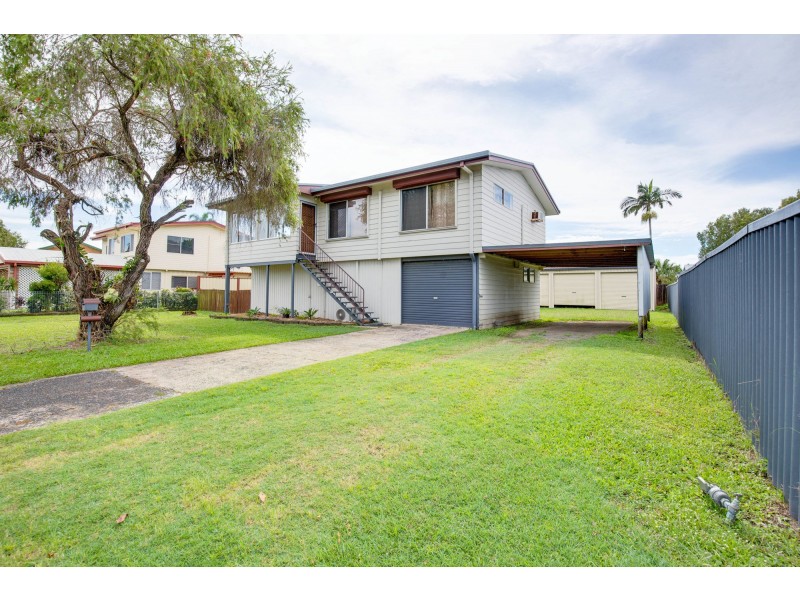 4 Telina Drive, Beaconsfield QLD 4740