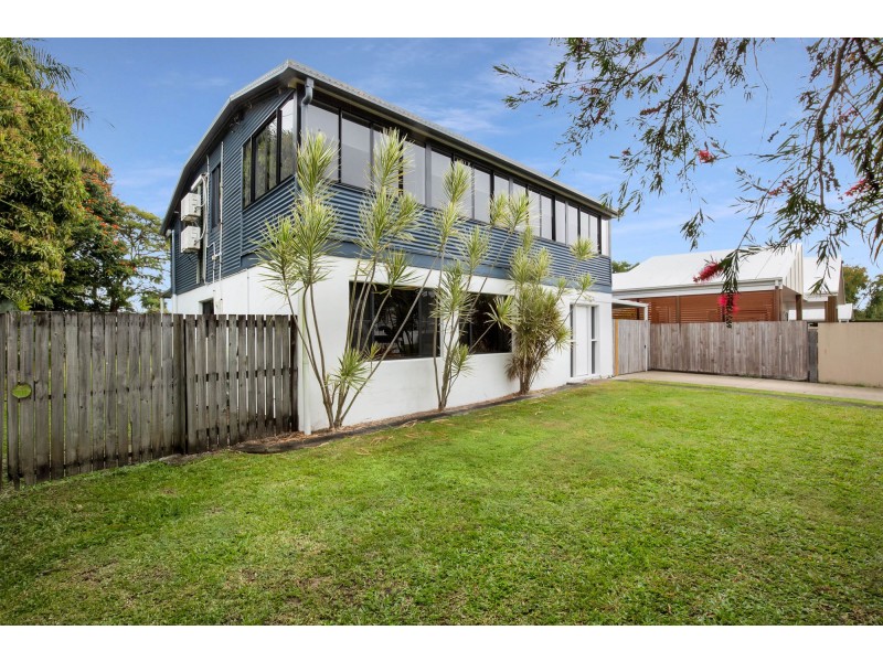 15 Lloyd Street, West Mackay QLD 4740