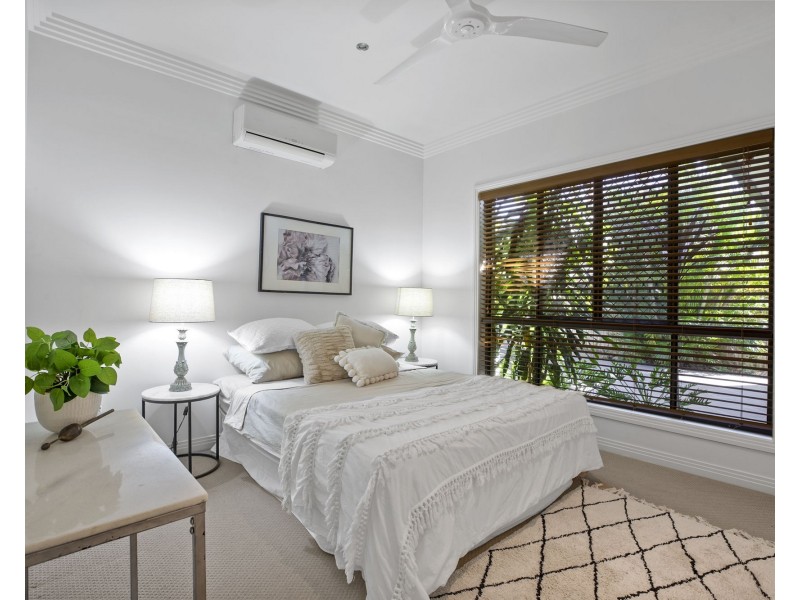 70 Gingham Street, Glenella QLD 4740