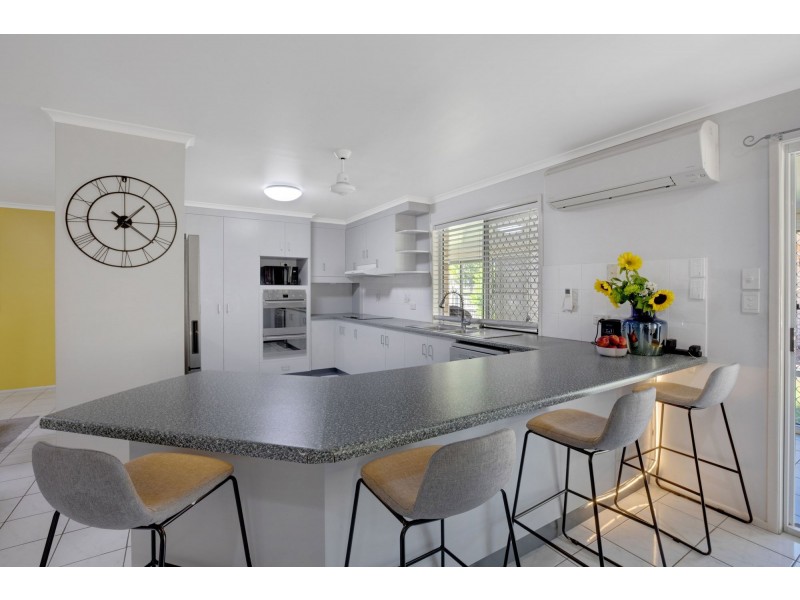 50 Fernleigh Avenue, Andergrove QLD 4740