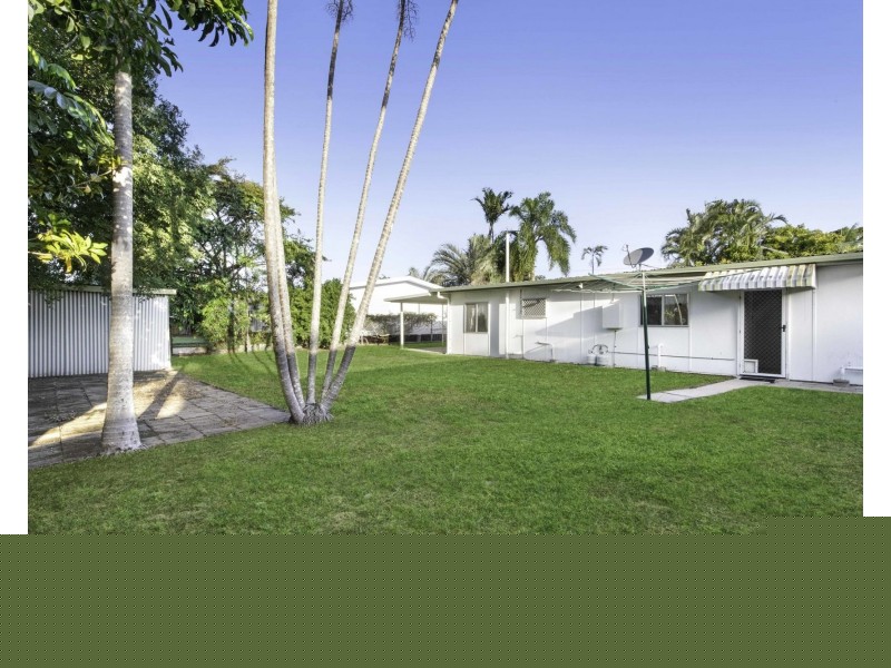 2 Rosella Street, Slade Point QLD 4740