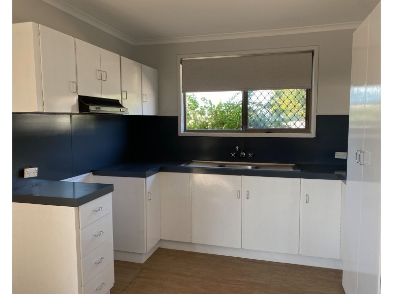 2/3 Novar Court, South Mackay QLD 4740
