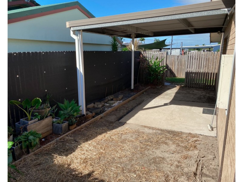2/3 Novar Court, South Mackay QLD 4740