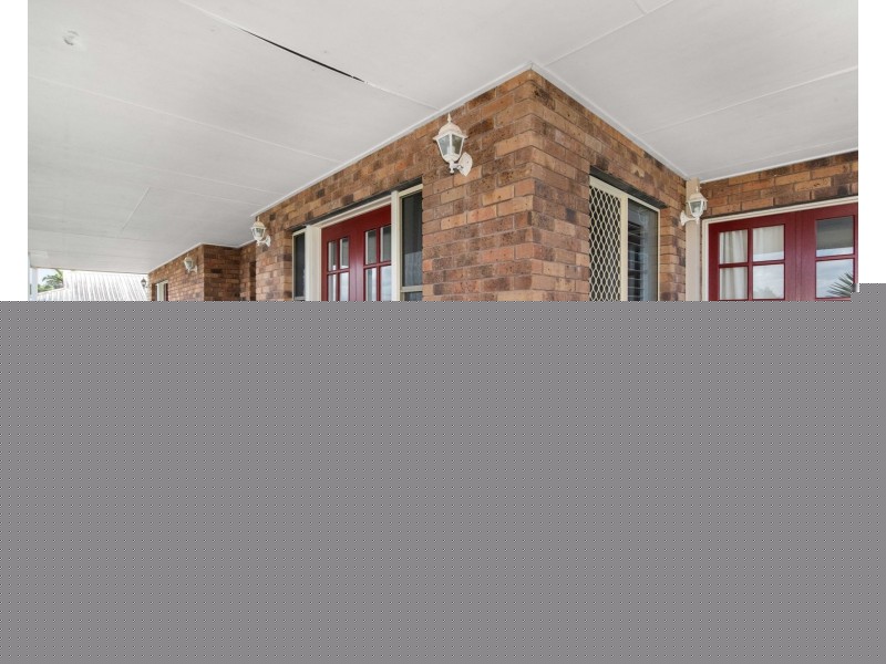 31 Bradman Drive, Glenella QLD 4740