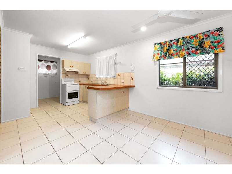 6 Durham Court, Beaconsfield QLD 4740