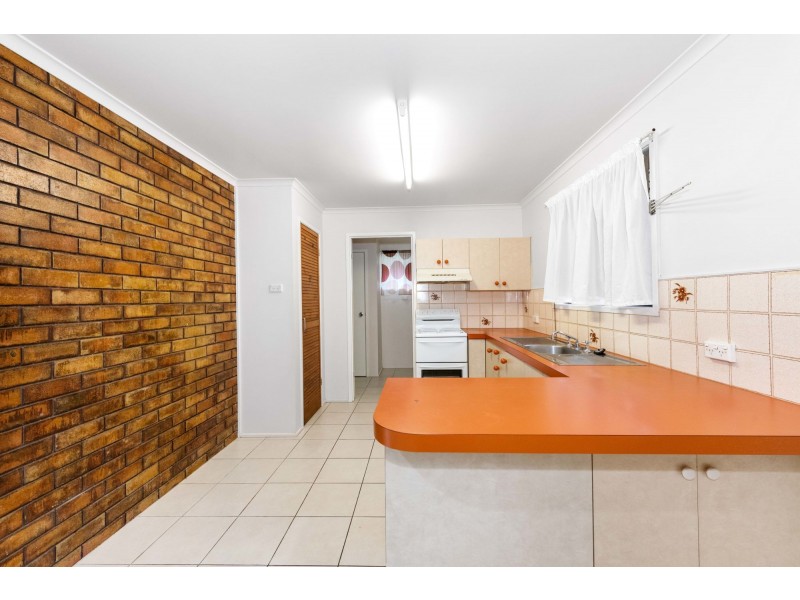 6 Durham Court, Beaconsfield QLD 4740