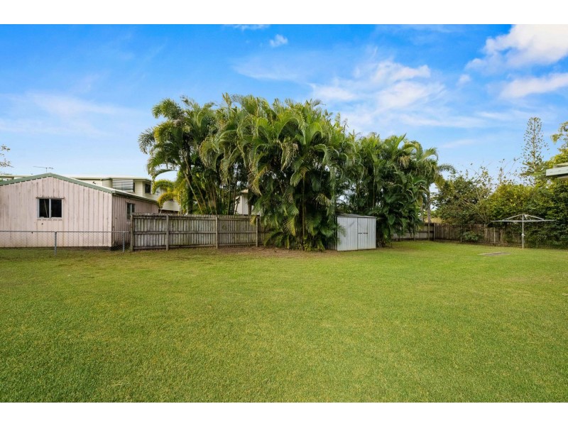 6 Durham Court, Beaconsfield QLD 4740