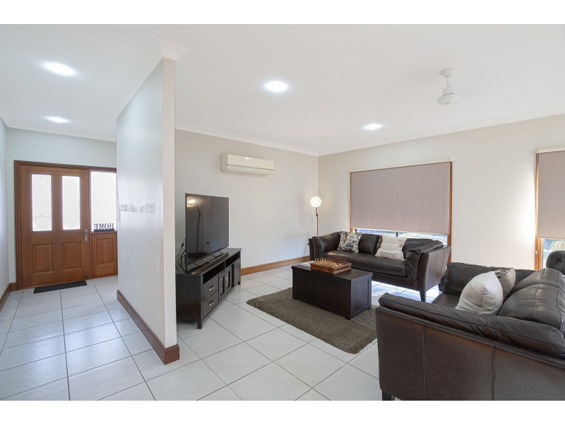 40 Village Circuit, Eimeo QLD 4740