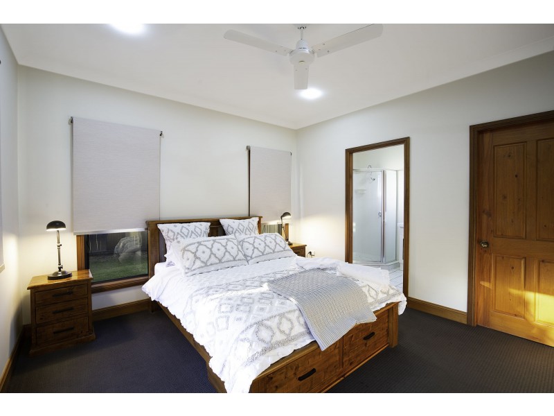 40 Village Circuit, Eimeo QLD 4740