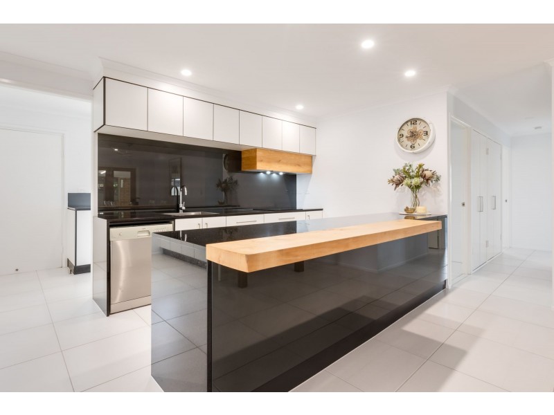 12 Davlyn Drive, Andergrove QLD 4740