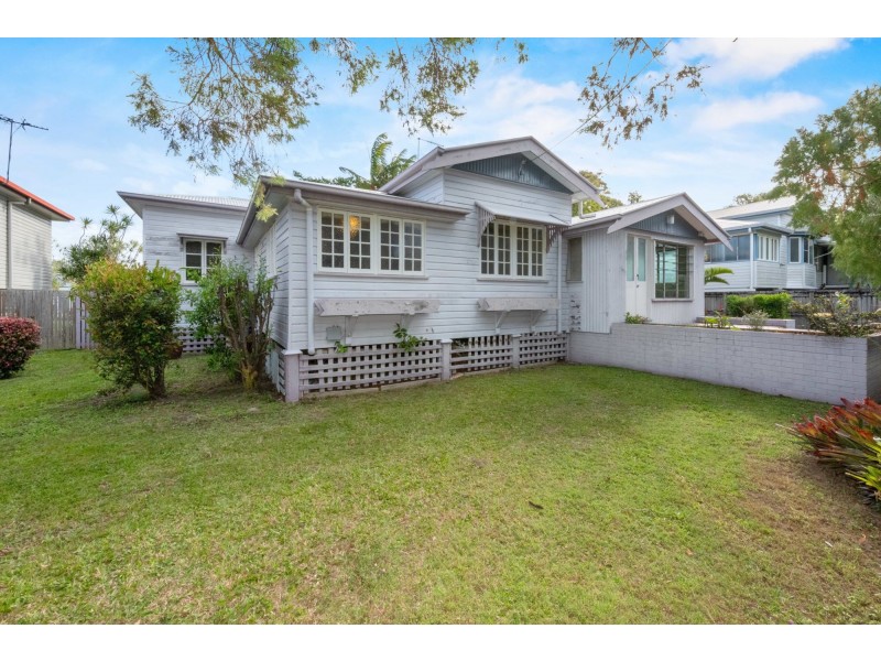 23 Beaton Street, West Mackay QLD 4740