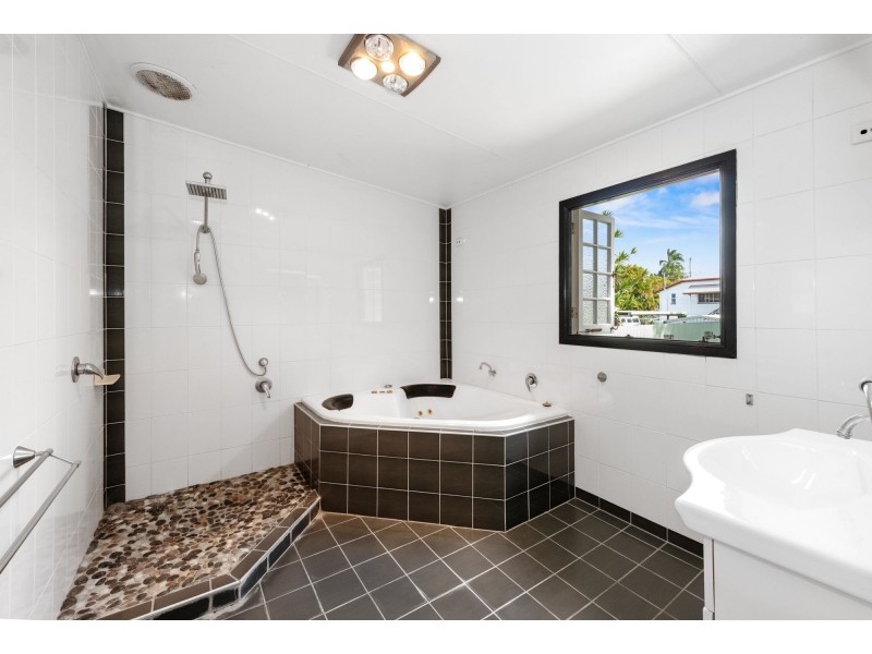 23 Beaton Street, West Mackay QLD 4740