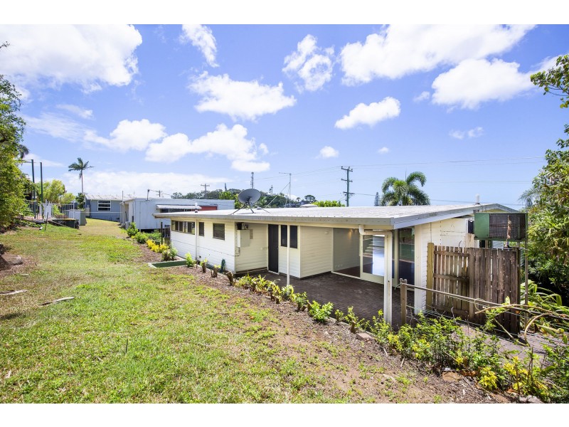 15 Norris Road, Mount Pleasant QLD 4740