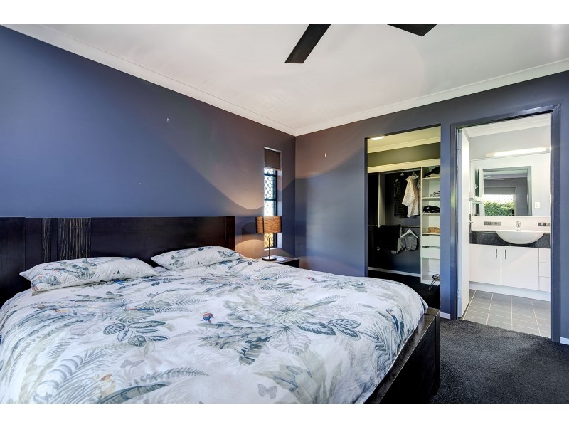 38 Kinghorn Street, Eimeo QLD 4740