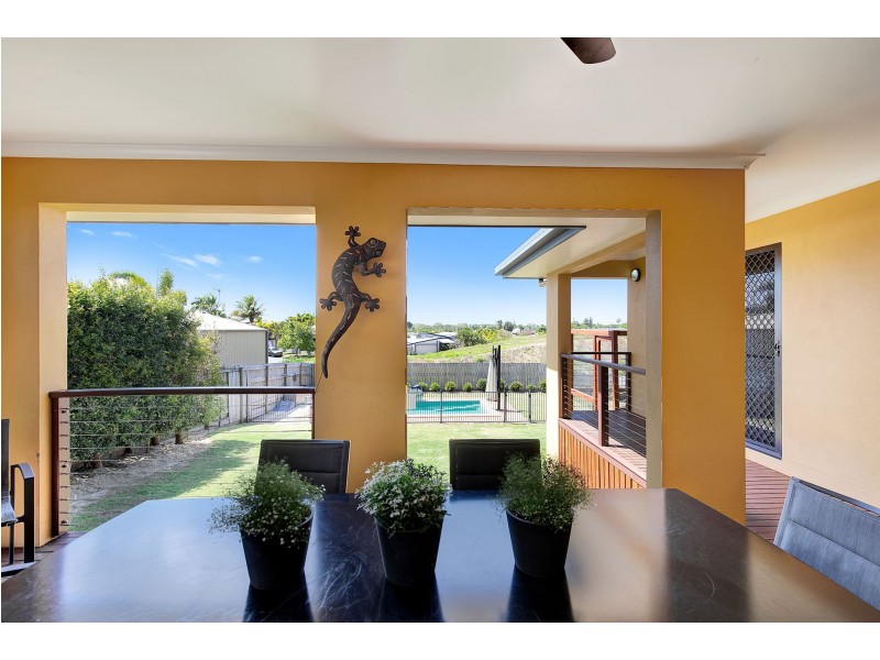 38 Kinghorn Street, Eimeo QLD 4740