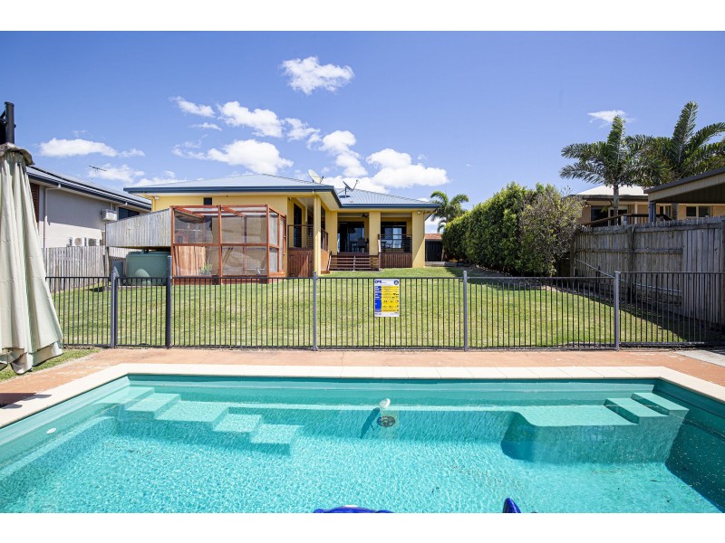 38 Kinghorn Street, Eimeo QLD 4740