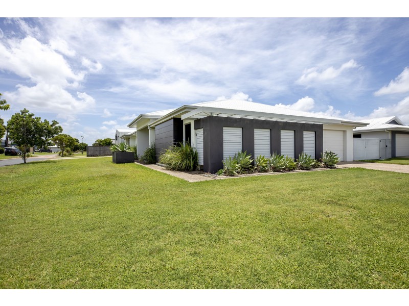 41 Vidar Crescent, Ooralea QLD 4740