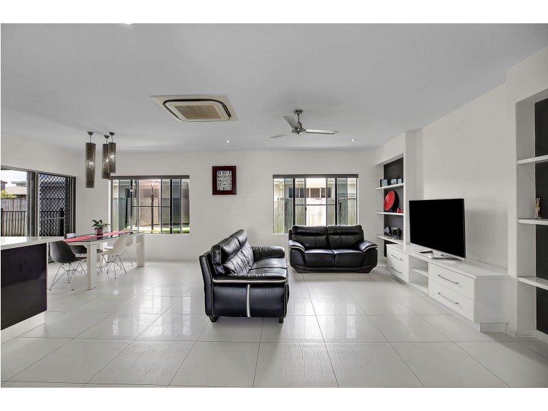 41 Vidar Crescent, Ooralea QLD 4740