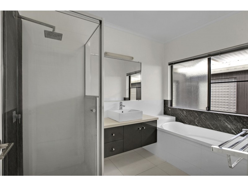 41 Vidar Crescent, Ooralea QLD 4740