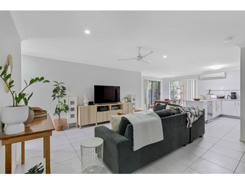 3/8 Maud Street, Mirani QLD 4754