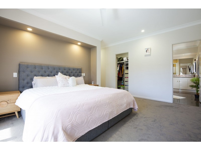 18 Bridge Road, East Mackay QLD 4740