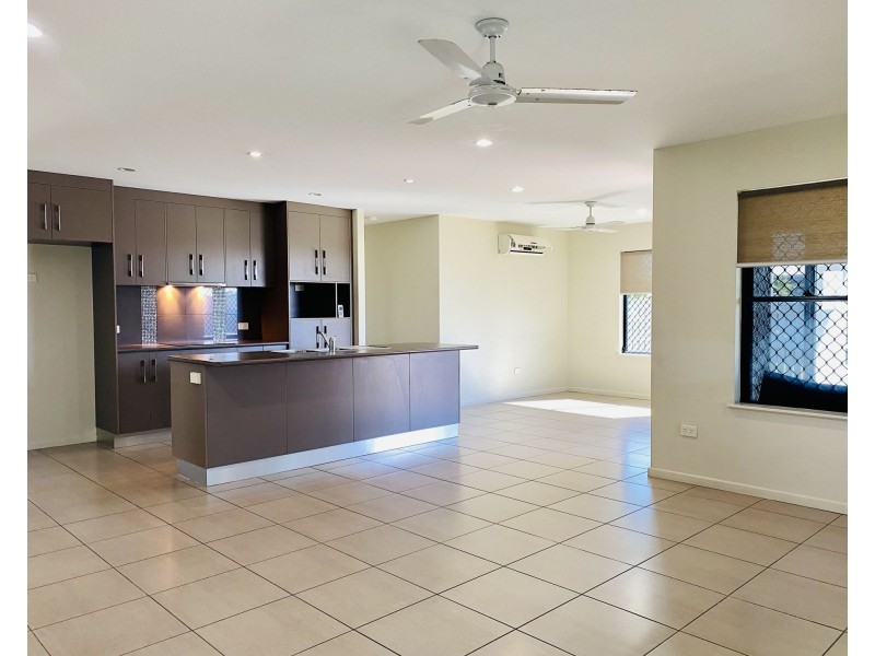 68 Canecutters Drive, Ooralea QLD 4740