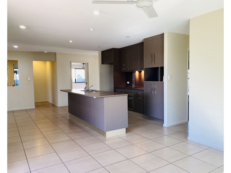 68 Canecutters Drive, Ooralea QLD 4740