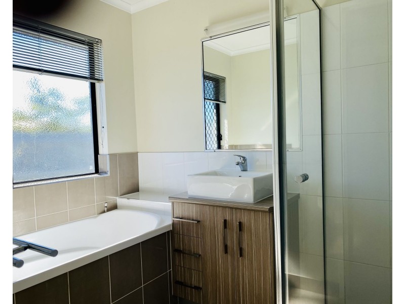 68 Canecutters Drive, Ooralea QLD 4740