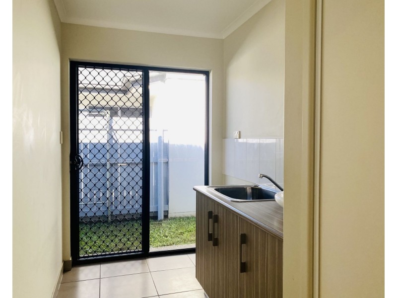68 Canecutters Drive, Ooralea QLD 4740