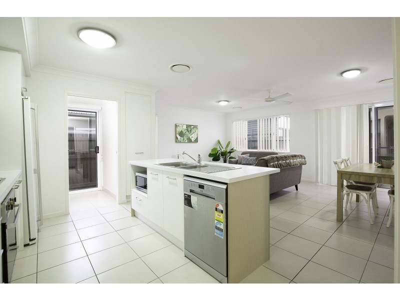 26 Cordia Street, Rural View QLD 4740